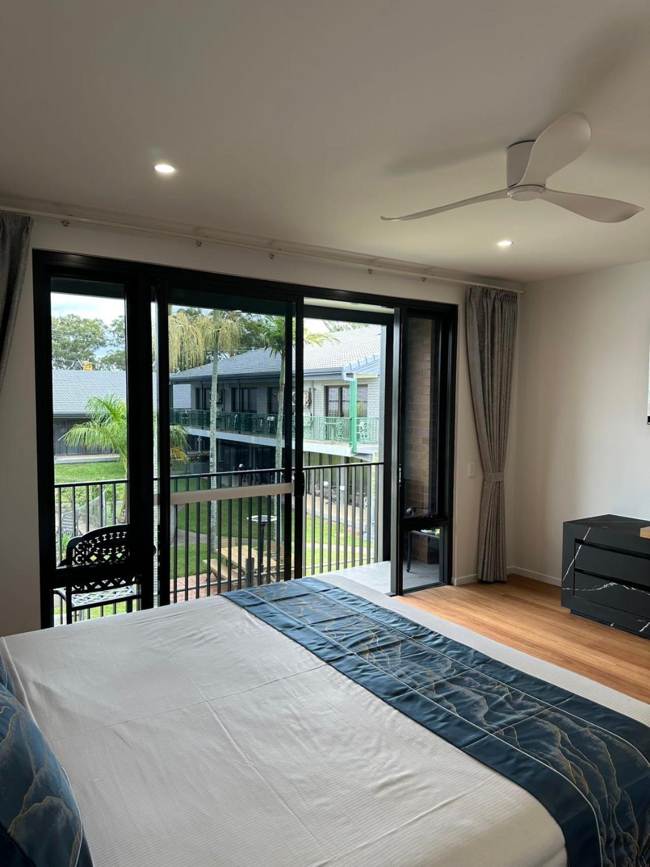 Oxley Motor Inn Brisbane Bagian luar foto