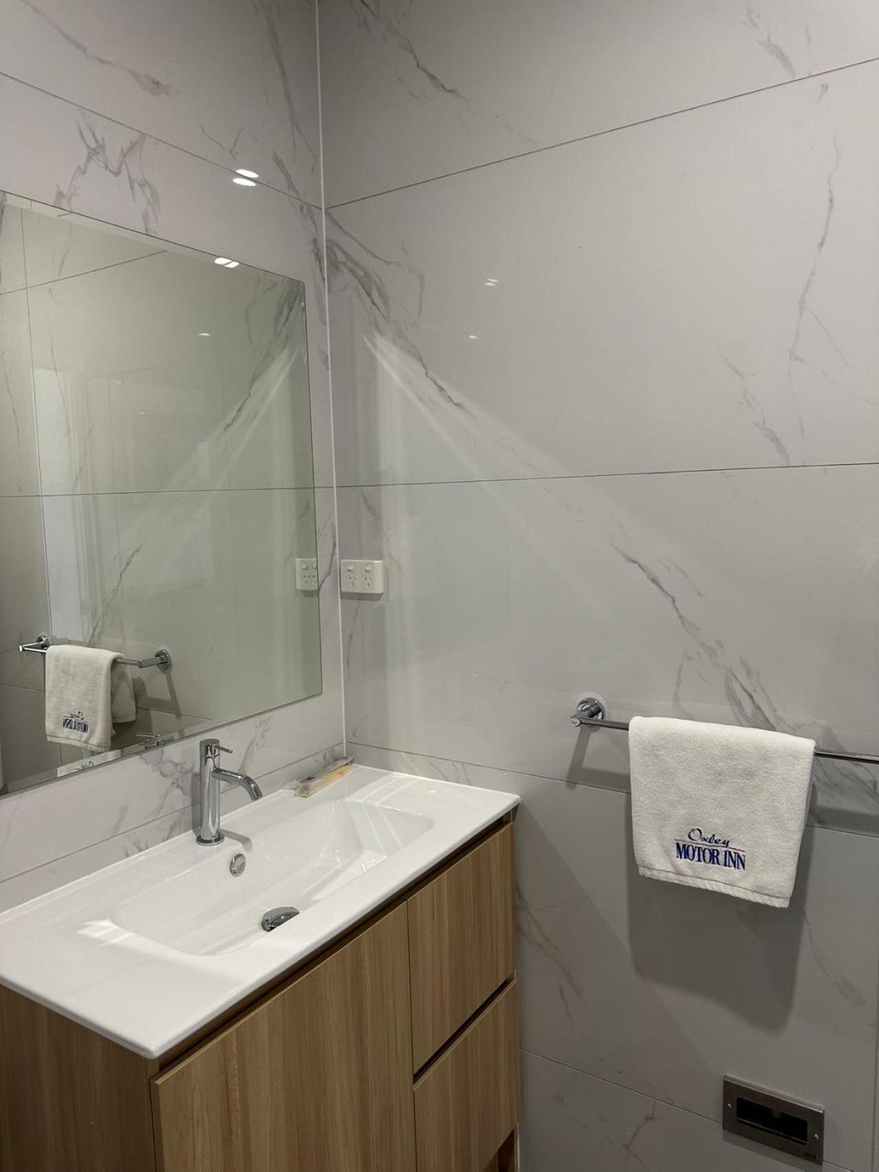 Oxley Motor Inn Brisbane Bagian luar foto